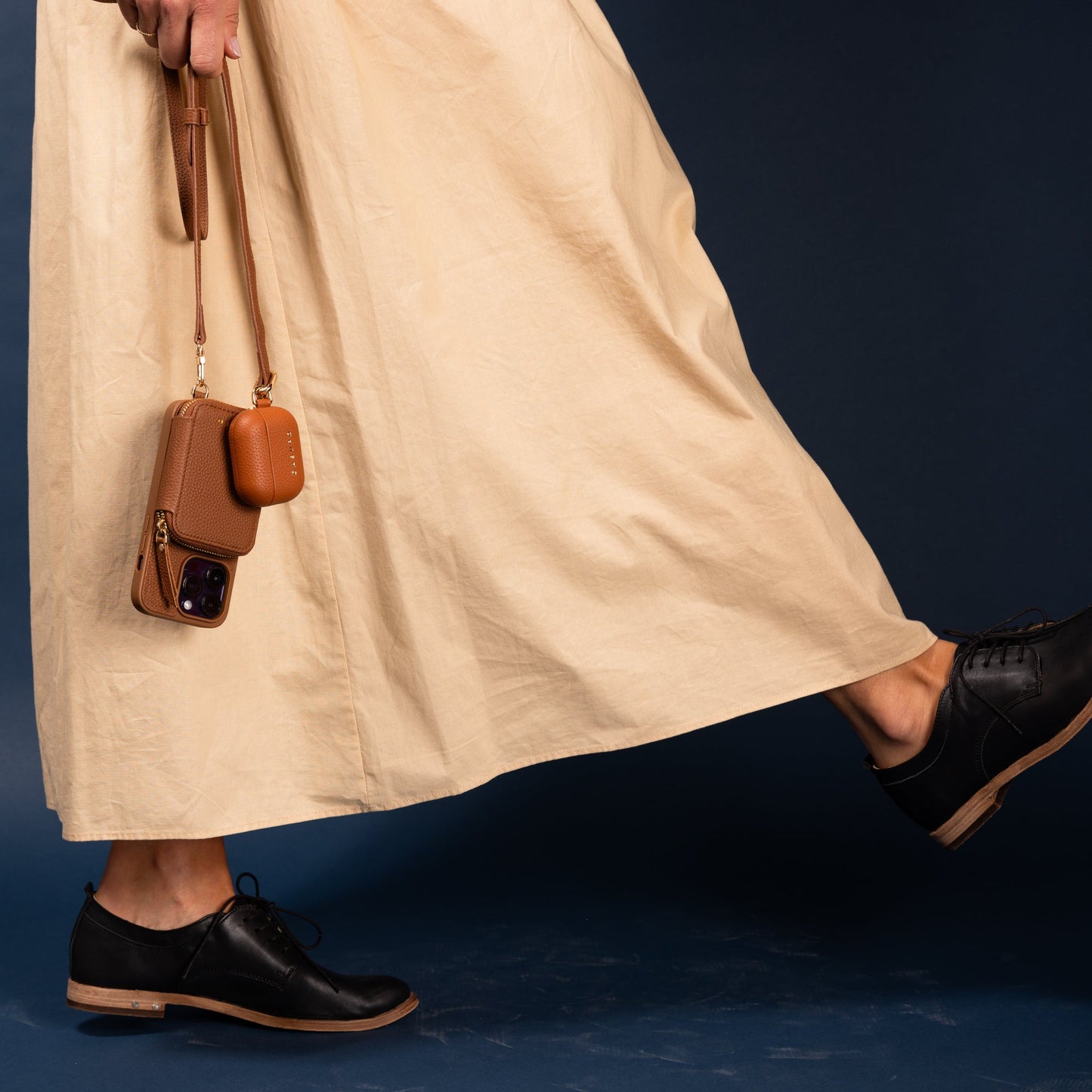 Leather Airpod Case - Natural Tan