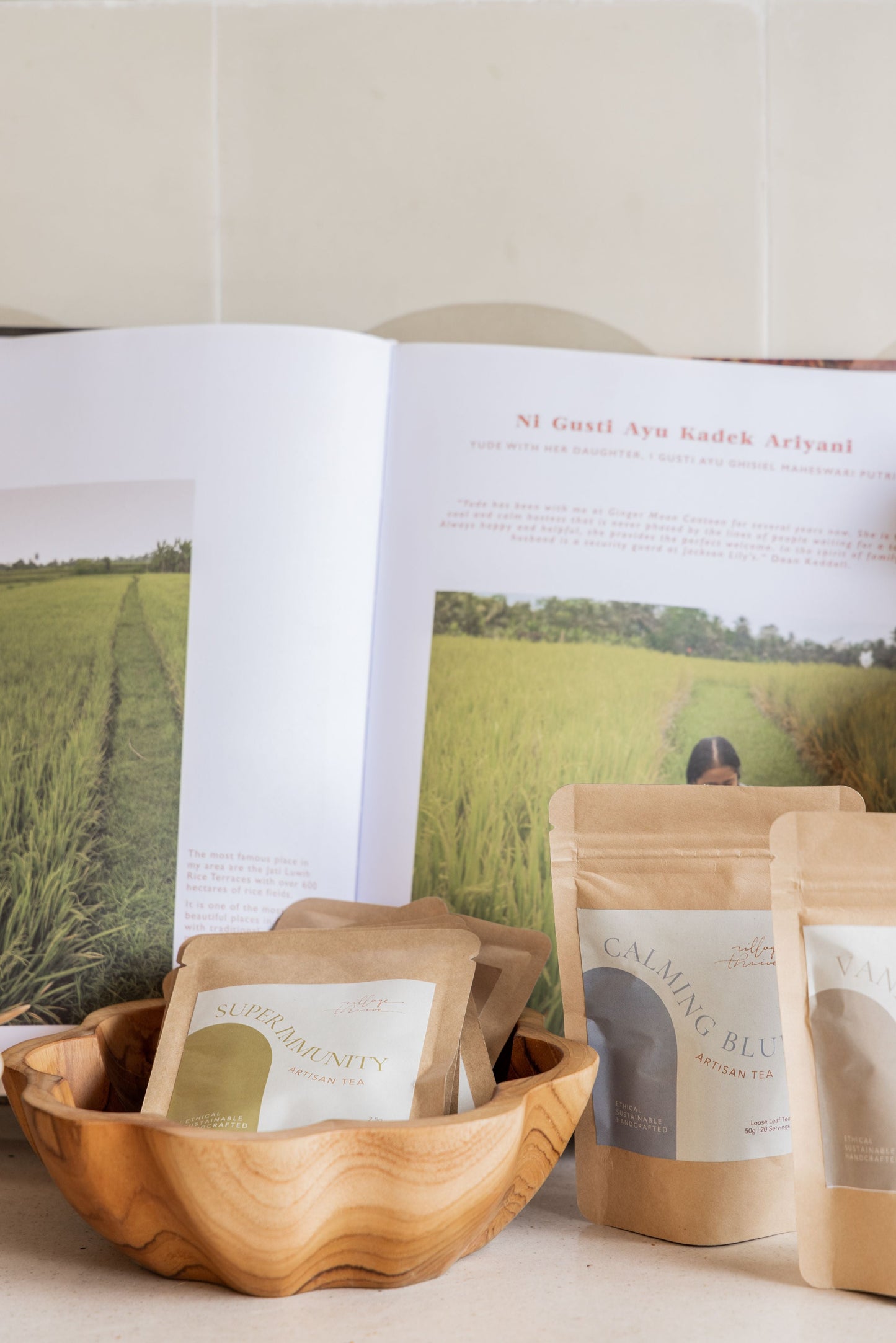 Flora Scalloped Teak Bowl - Small