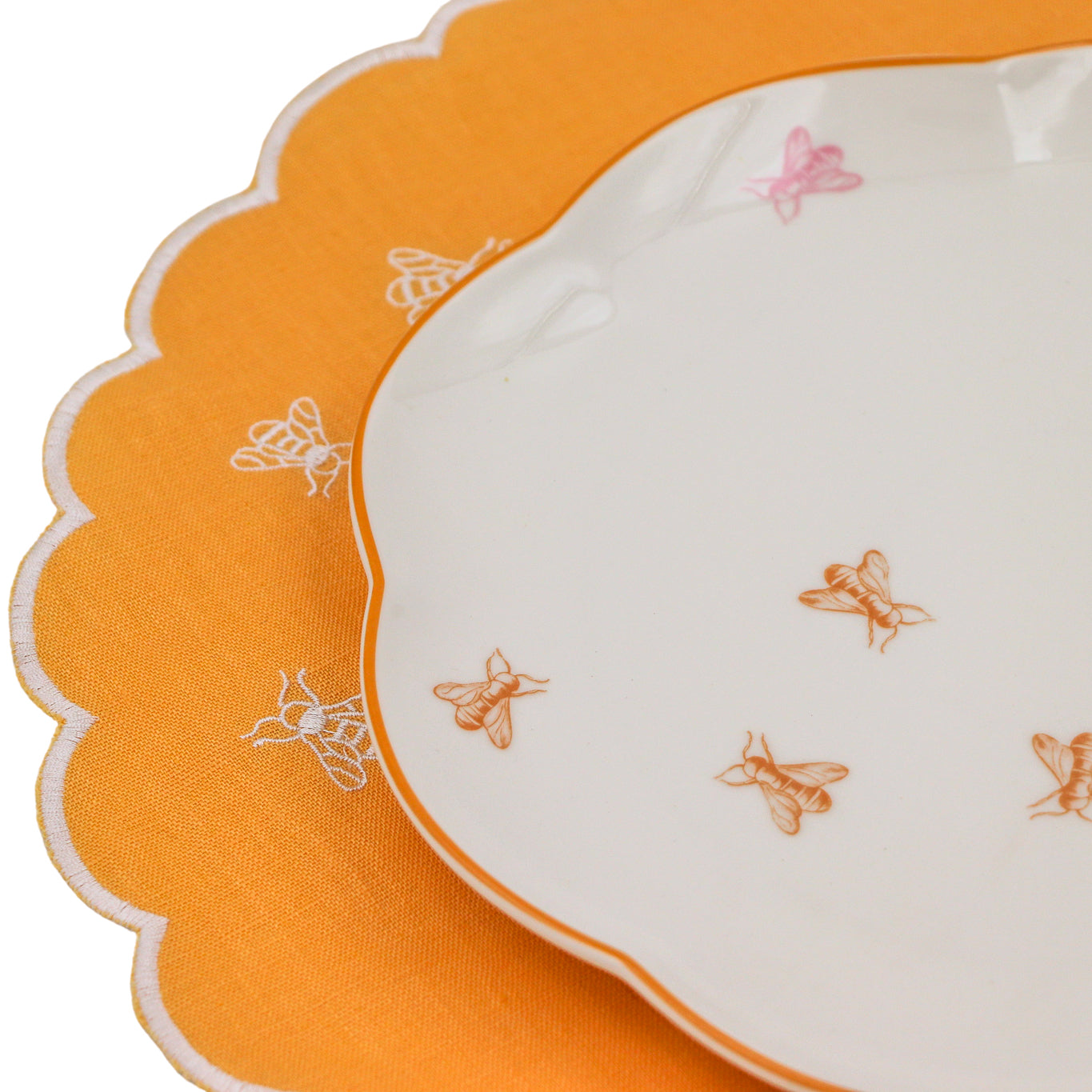 Bumble Voyage Scalloped Dinner Plate - Set of 4