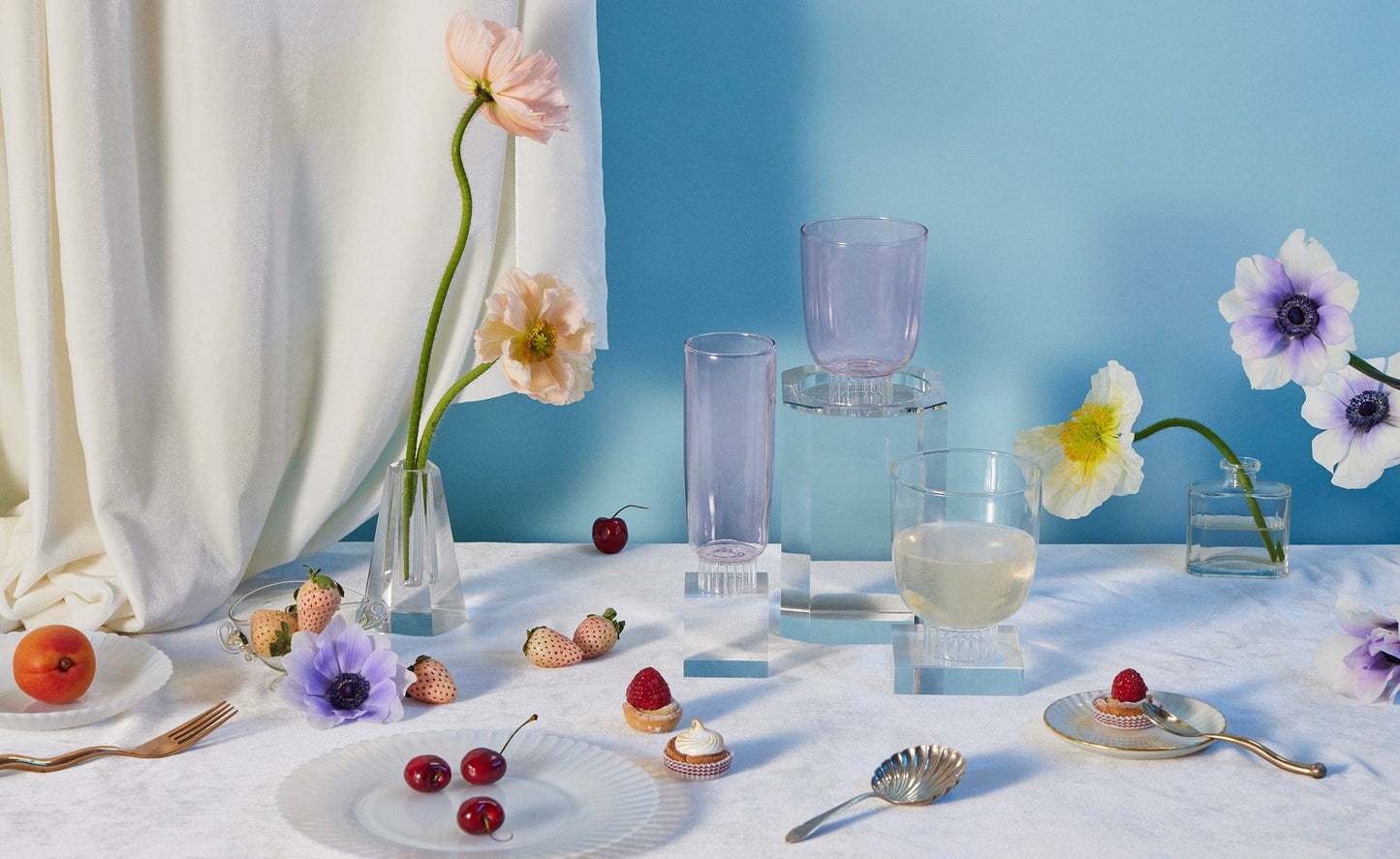 Artful Stemless Wine Glasses