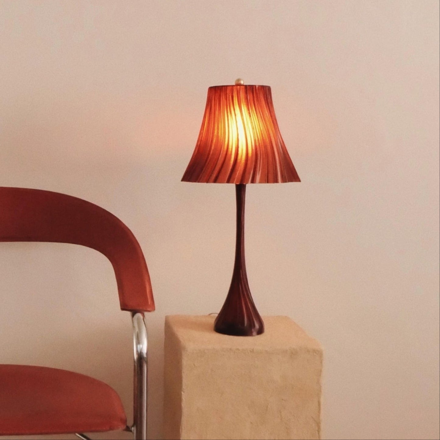 Pleat 3D Printed Tabletop Lamp - Organic Movement Lamp