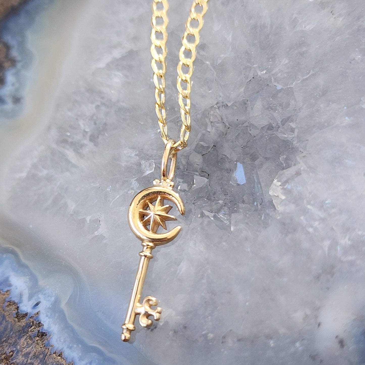 Small Moon Key Pendant - Solid Gold